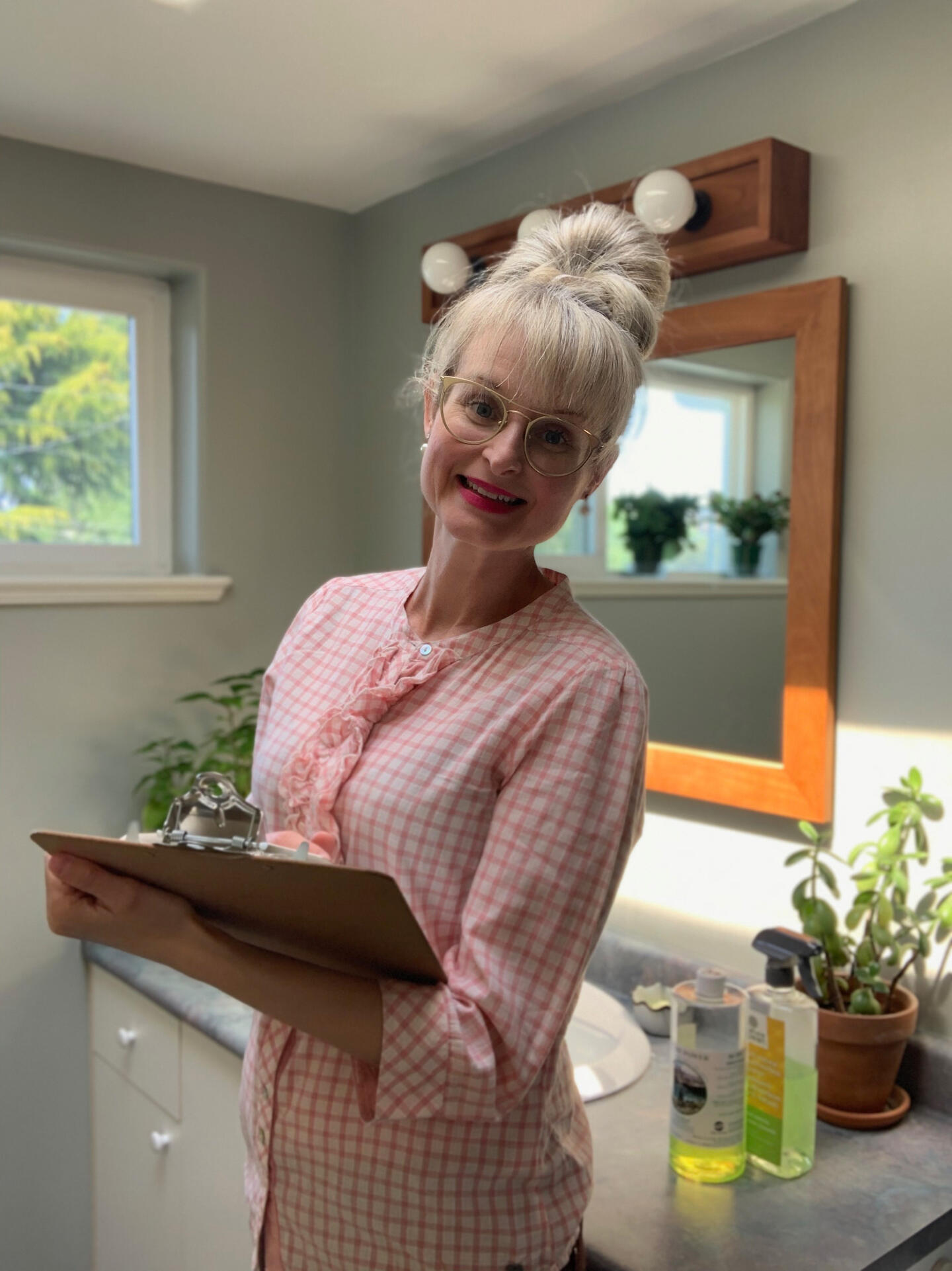 De La Coeur Cleaning | Eco-Friendly House Cleaning in Victoria, BC serving Oaklands, Fernwood and Oak Bay areas Professional, eco-friendly house cleaning services in Victoria, BC. Experience heartfelt care with De La Coeur Cleaning.